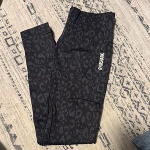 Gymshark Woman’s Adapt Black Leopard Leggings